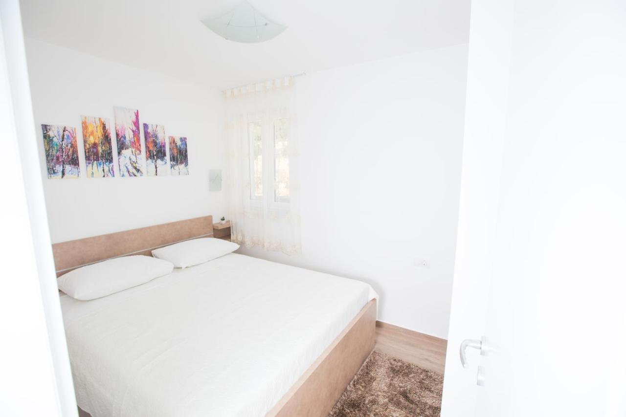 Apartman Roza Ποντστράνα Εξωτερικό φωτογραφία
