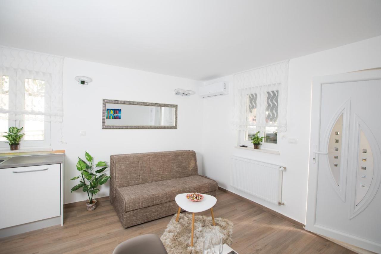 Apartman Roza Ποντστράνα Εξωτερικό φωτογραφία